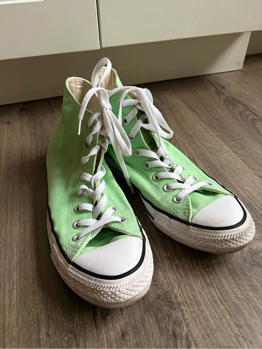 Converse Women’s 9.5 High-Top Sneakers in Light Green with White Accents